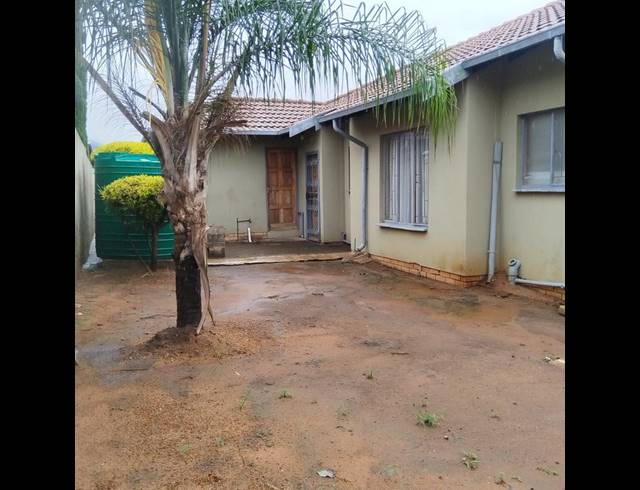 3 BEDROOM PROPERTY TO RENT IN TLHABANE WEST